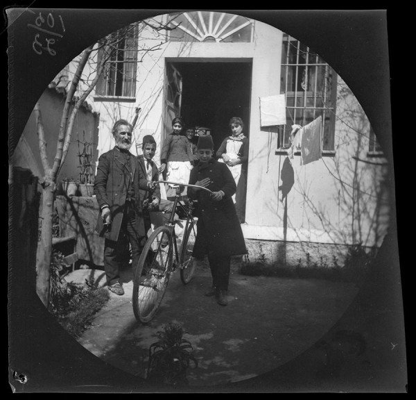 doktor-garagossian-600x576