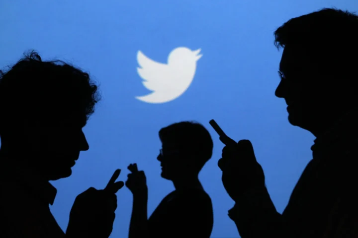 Twitter Yüzlerce Çalışanını İşten Çıkarmayı Düşünüyor yazısı kapak görseli