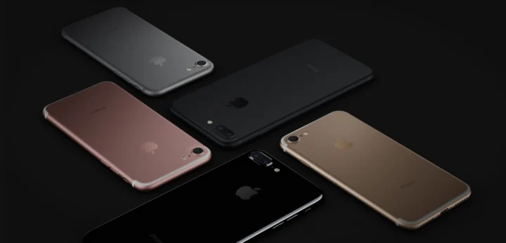 Cover image for Apple explores shifting iPhone production to the US